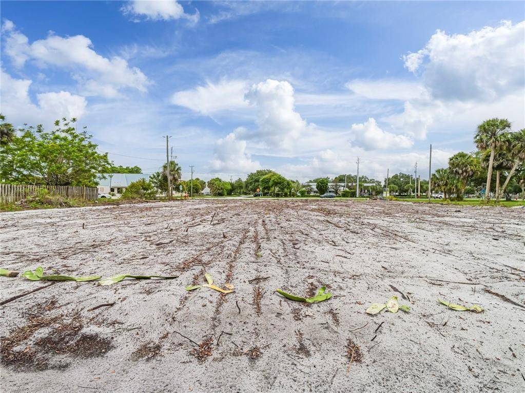 Vero Beach, FL 32962,Address not disclosed