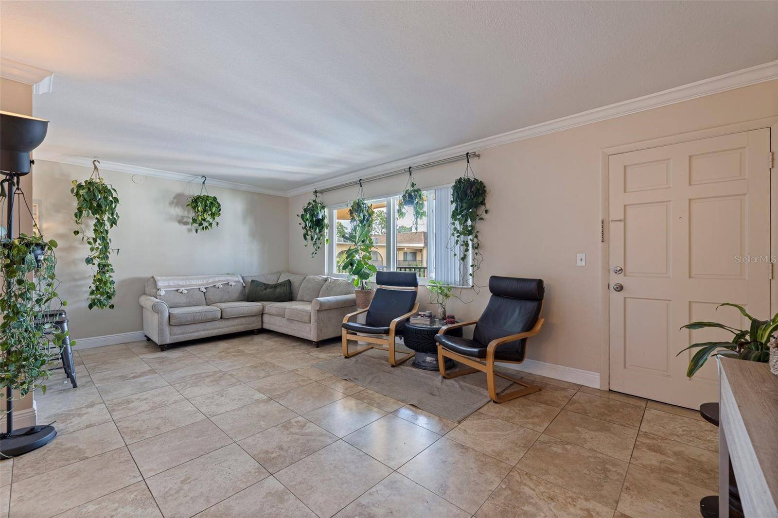 Belleair Bluffs, FL 33770,2525 W BAY DR #B43