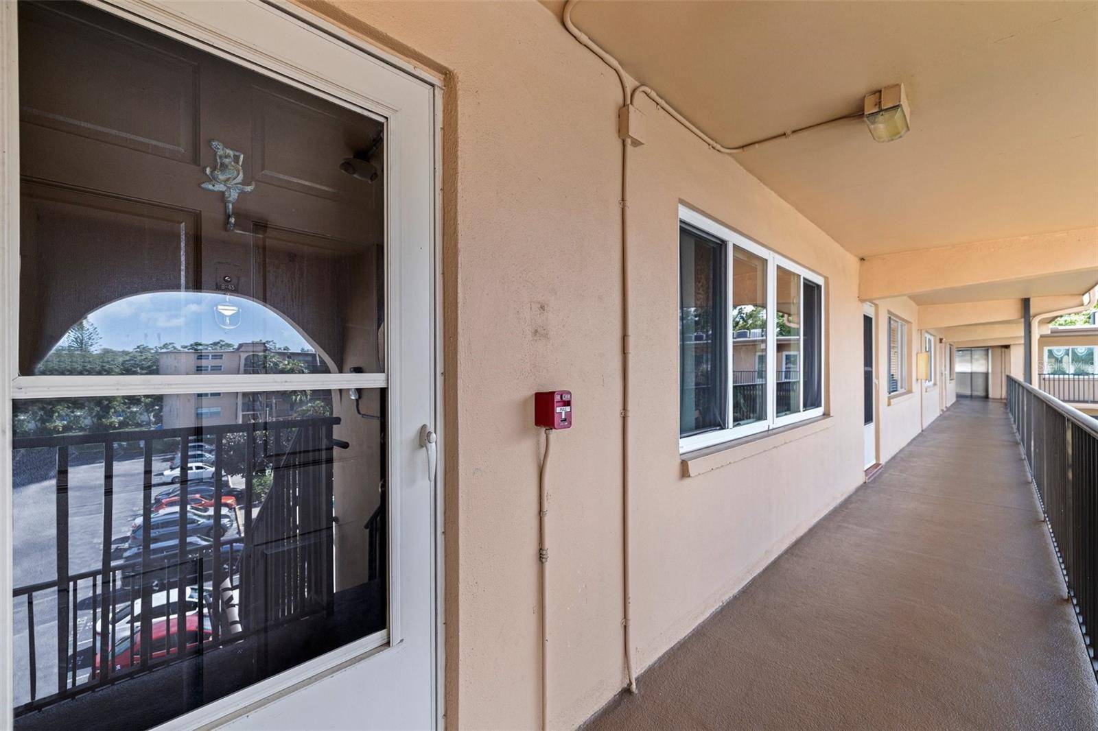 Belleair Bluffs, FL 33770,2525 W BAY DR #B43