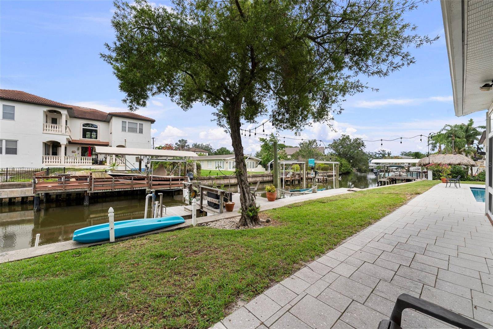 Tampa, FL 33606,648 GENEVA PL