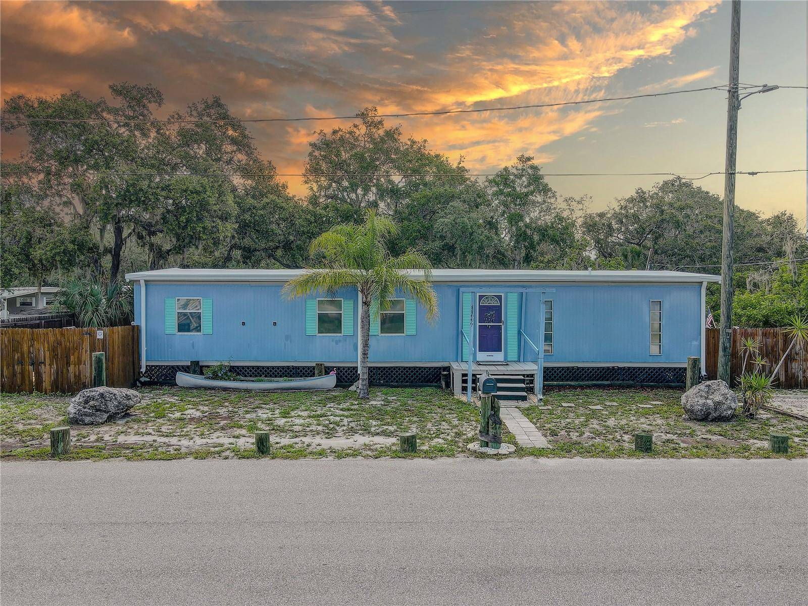 Gibsonton, FL 33534,11006 SPIVEY RD