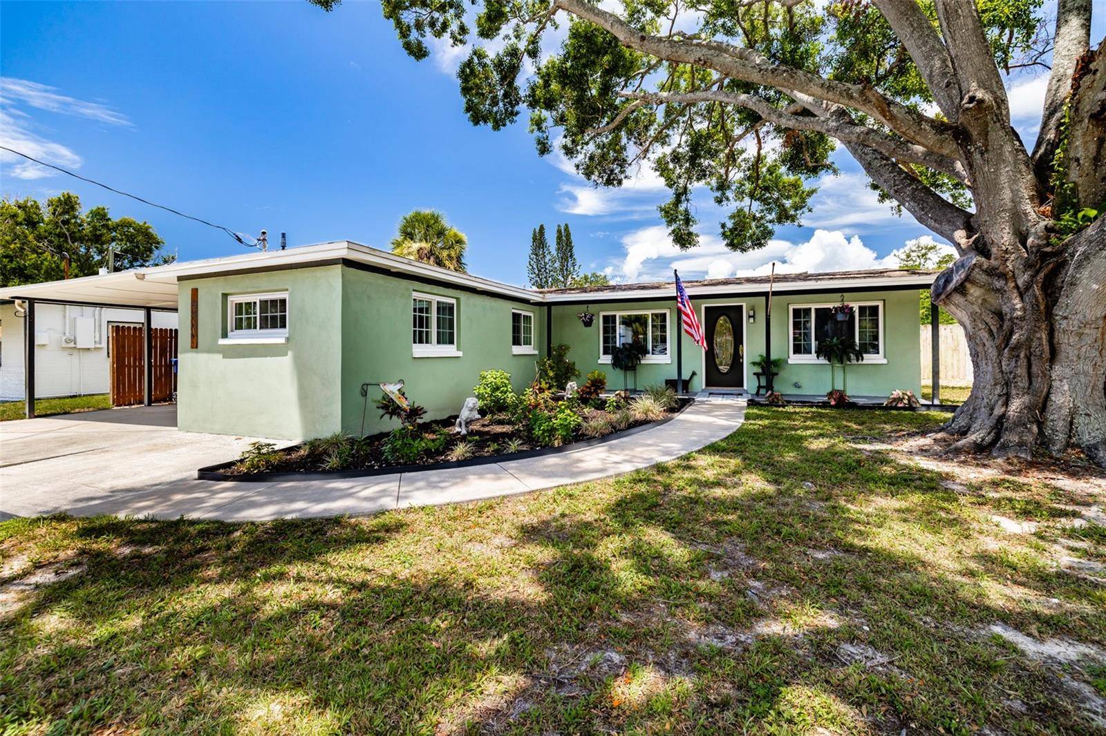 Tampa, FL 33616,6411 S CLARK AVE