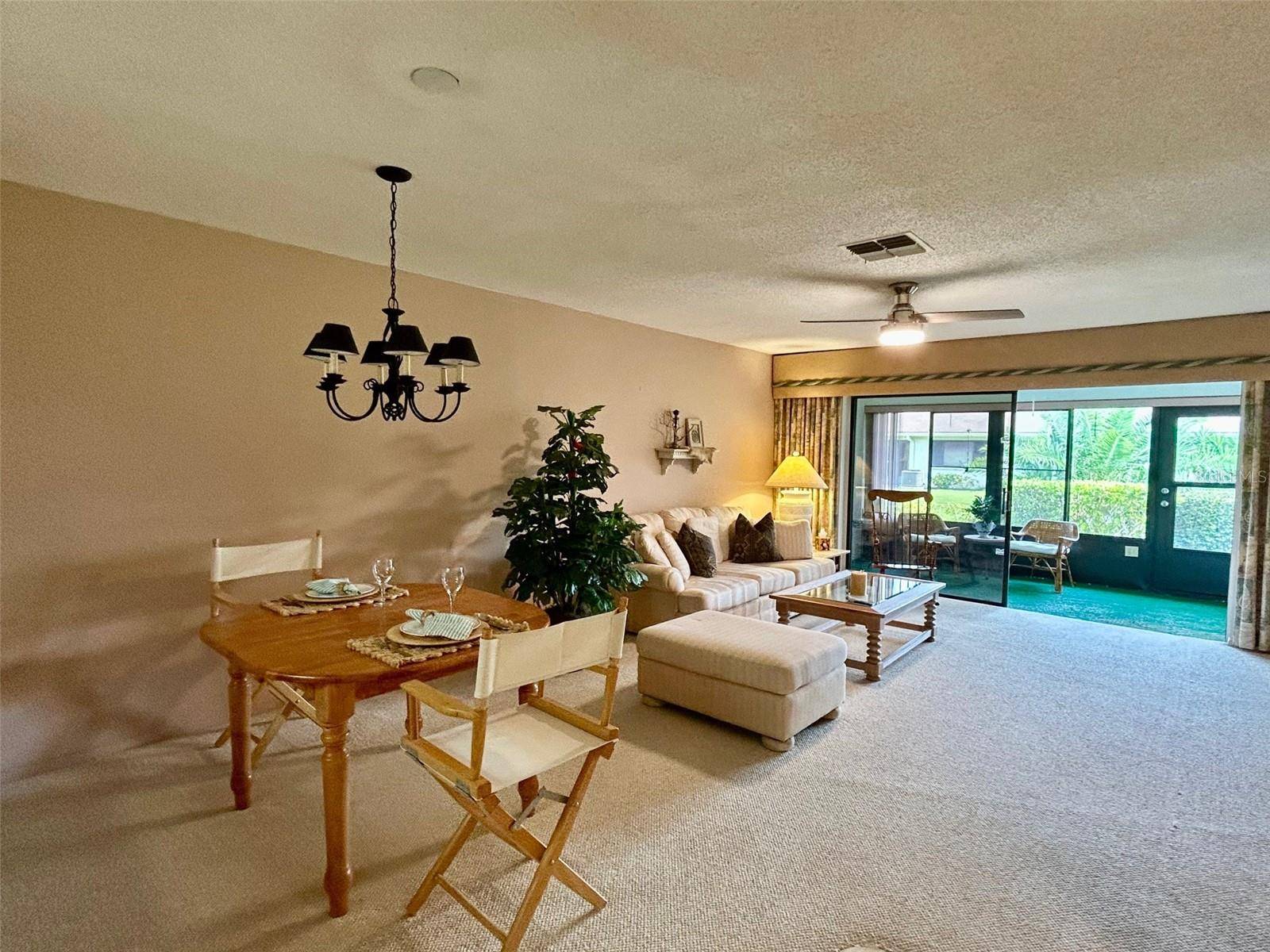 Clearwater, FL 33763,2541 LAURELWOOD DR #8C
