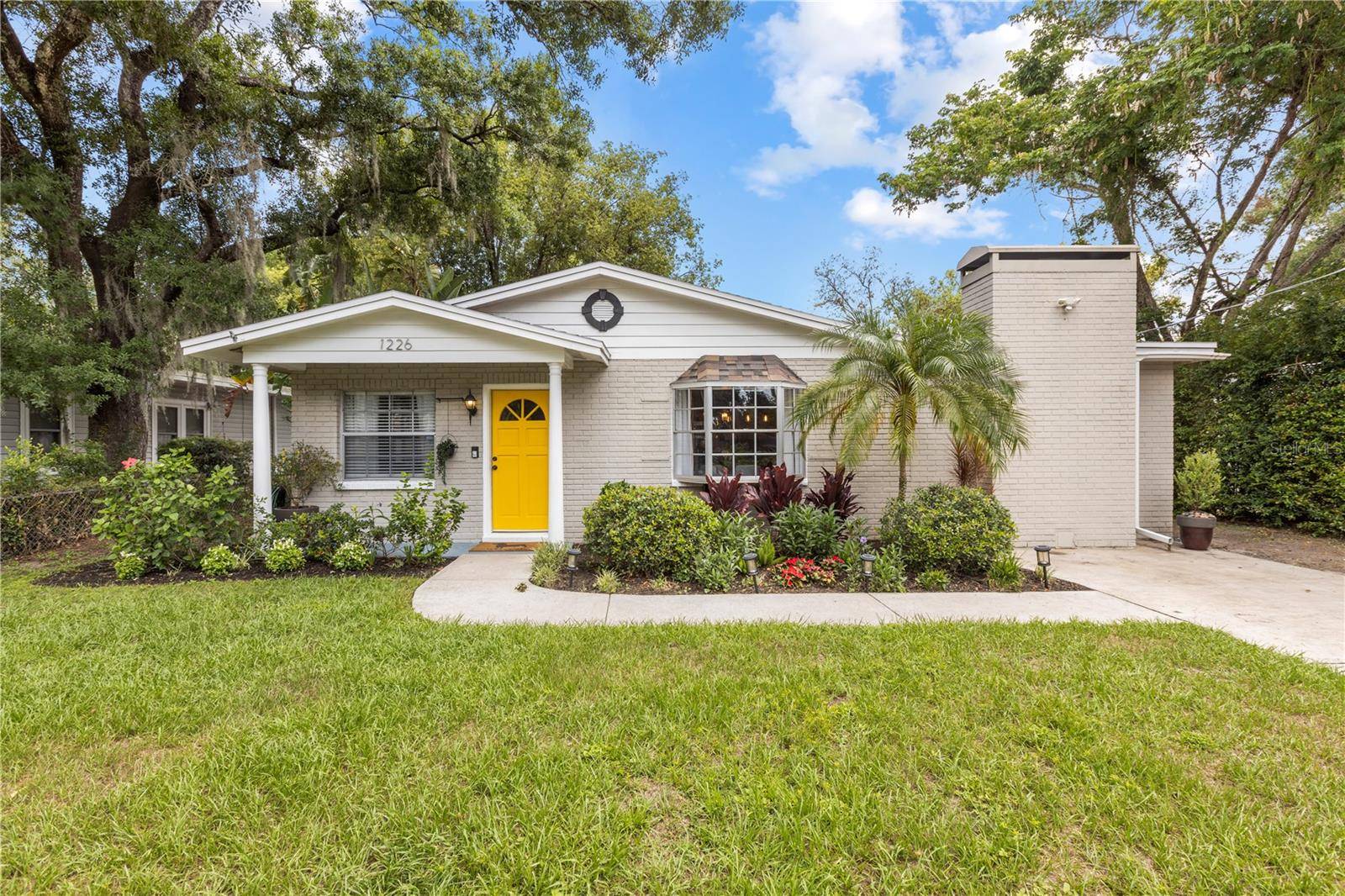 Tampa, FL 33604,1226 E HENRY AVE