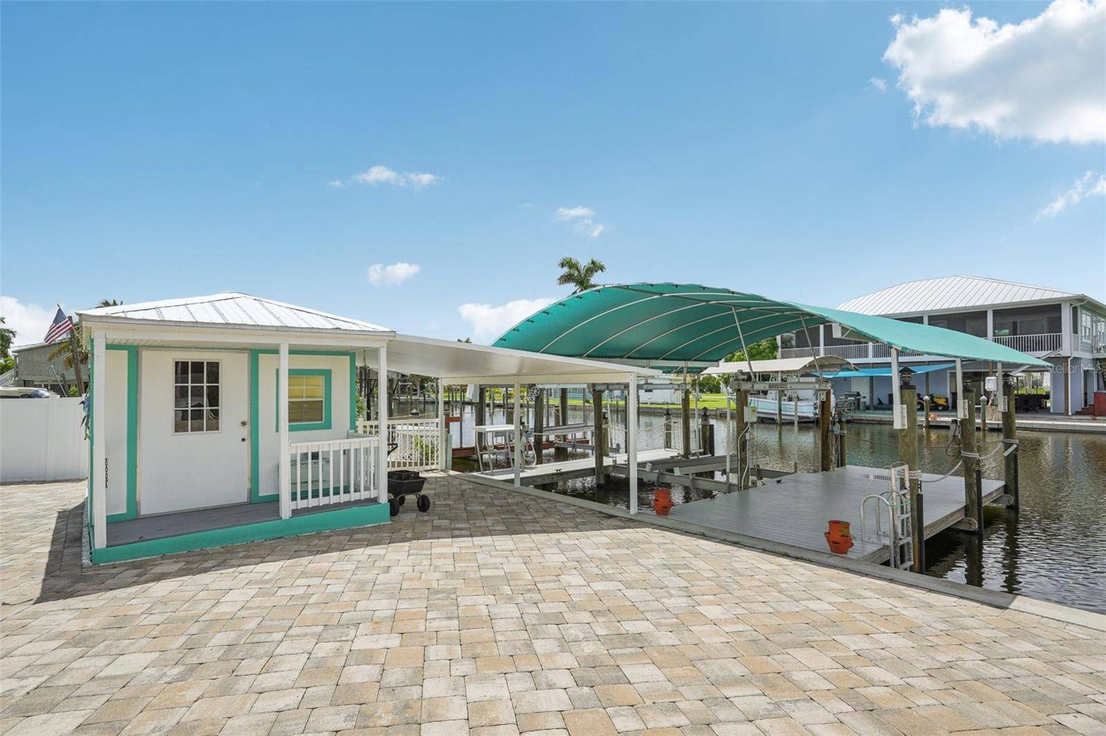 St James City, FL 33956,3947 COCONUT DR