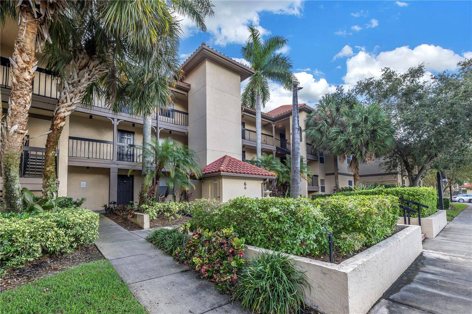 Clearwater, FL 33762,2400 FEATHER SOUND DR #622