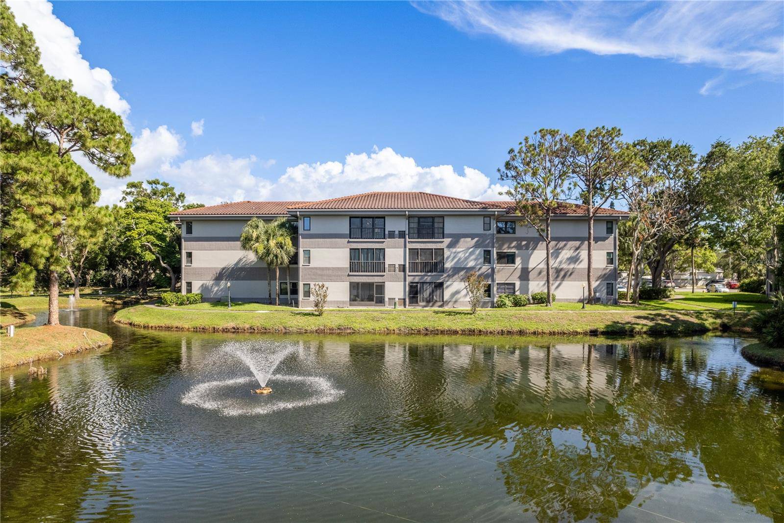 Clearwater, FL 33761,2650 COUNTRYSIDE BLVD #C204