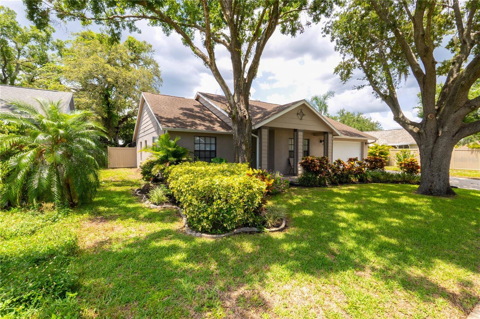 Tampa, FL 33625,15028 REDCLIFF DR