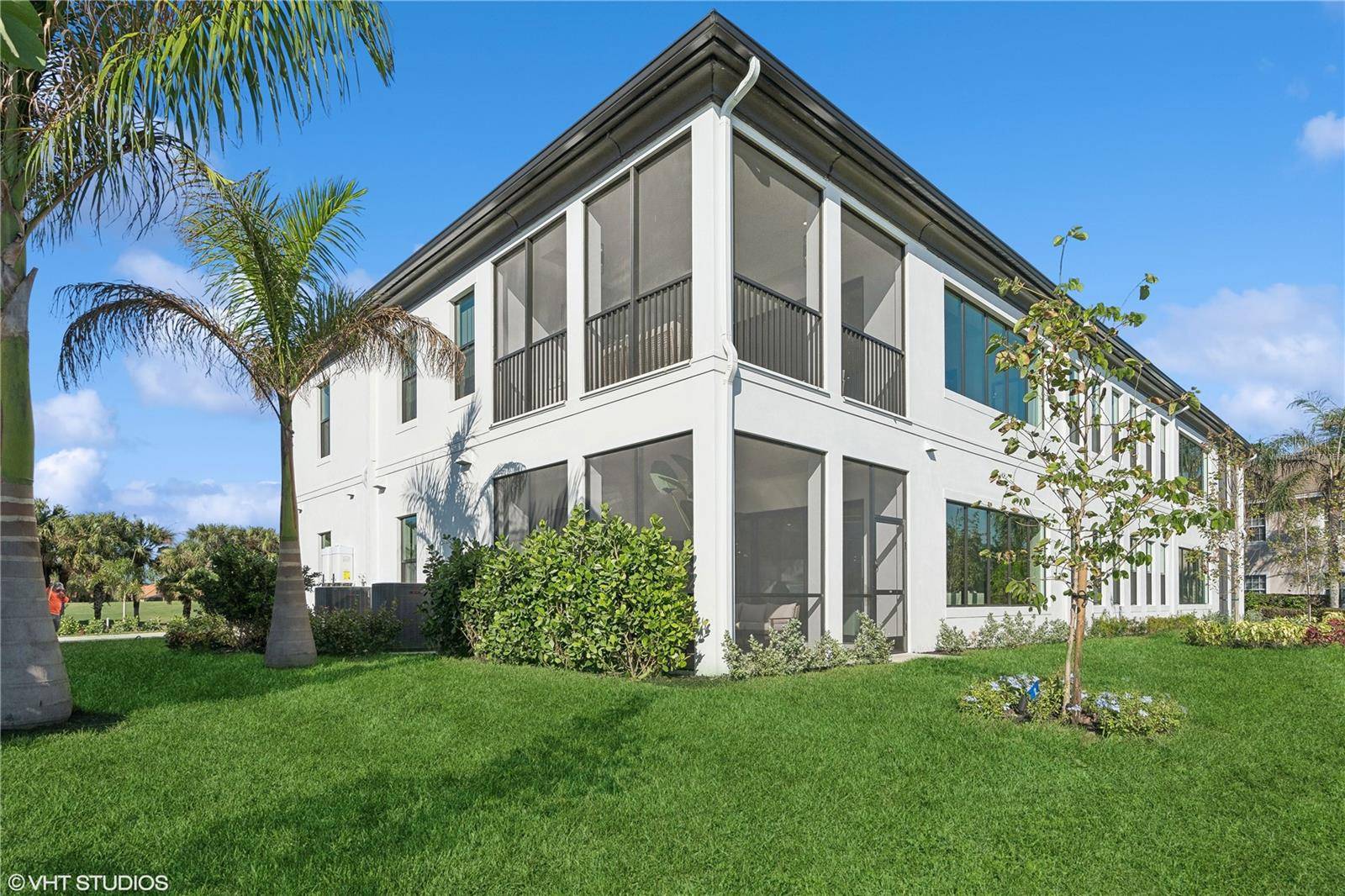 Miromar Lakes, FL 33913,19781 MARINO LAKE CIR #202