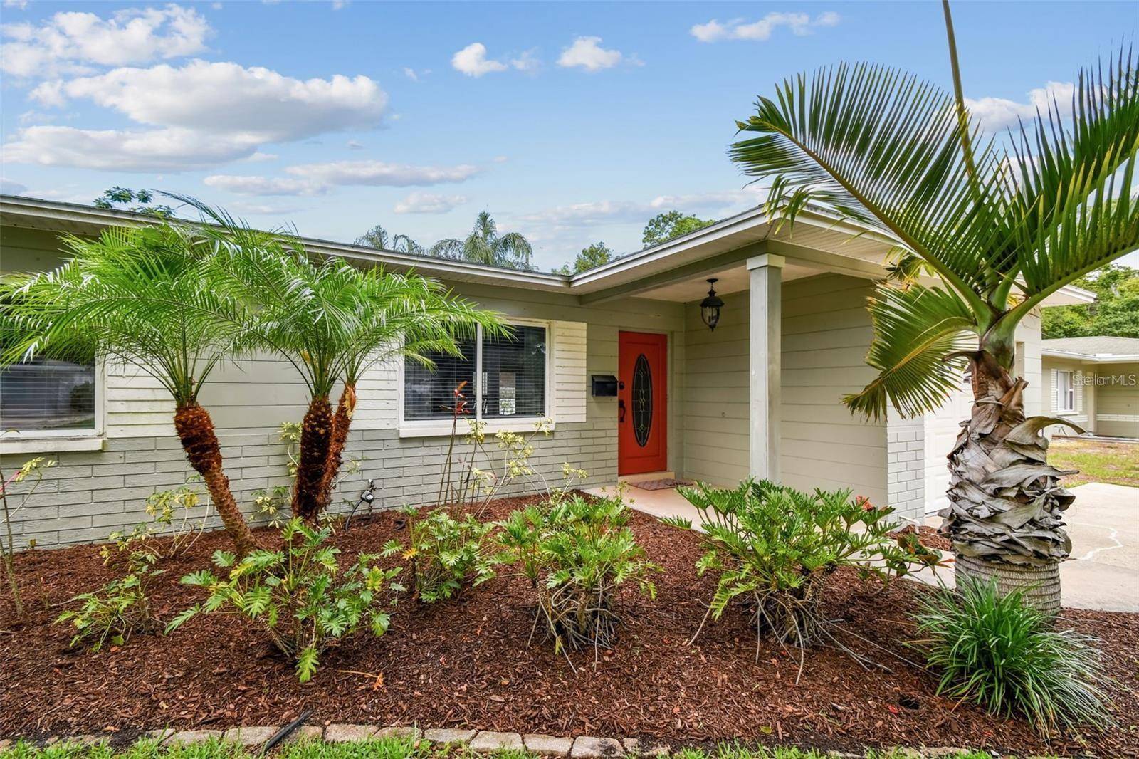 St Petersburg, FL 33710,2560 51ST ST N