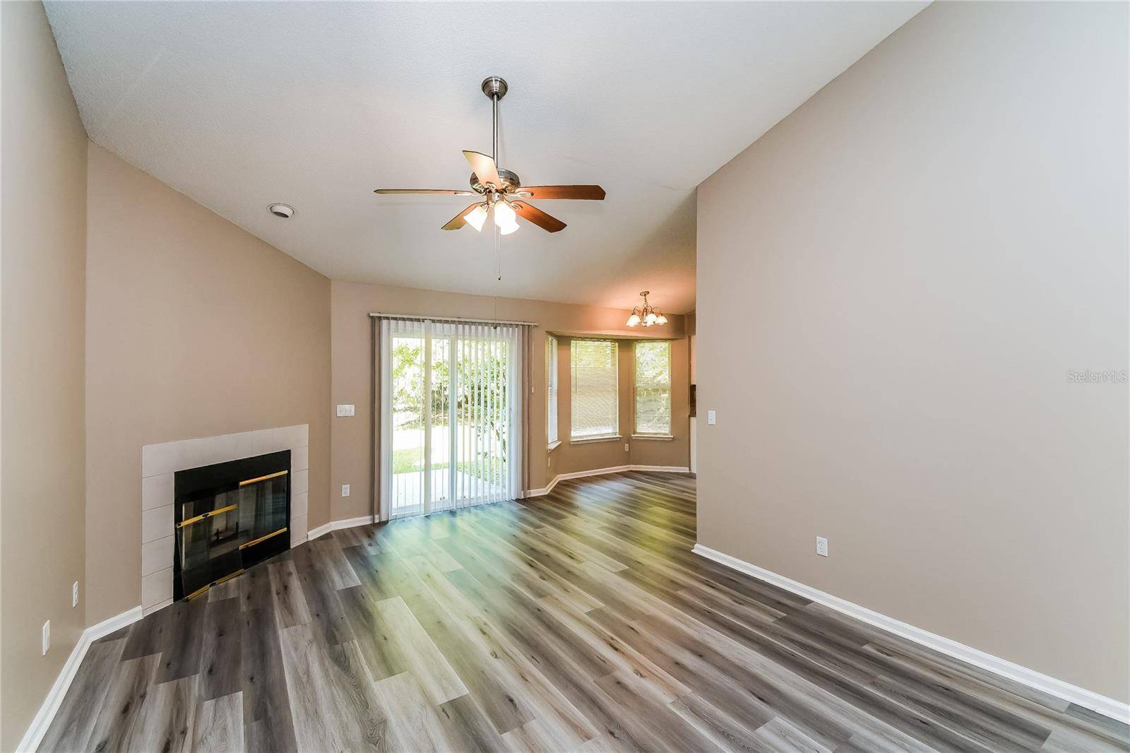 Jacksonville, FL 32220,125 CLAPTON WAY