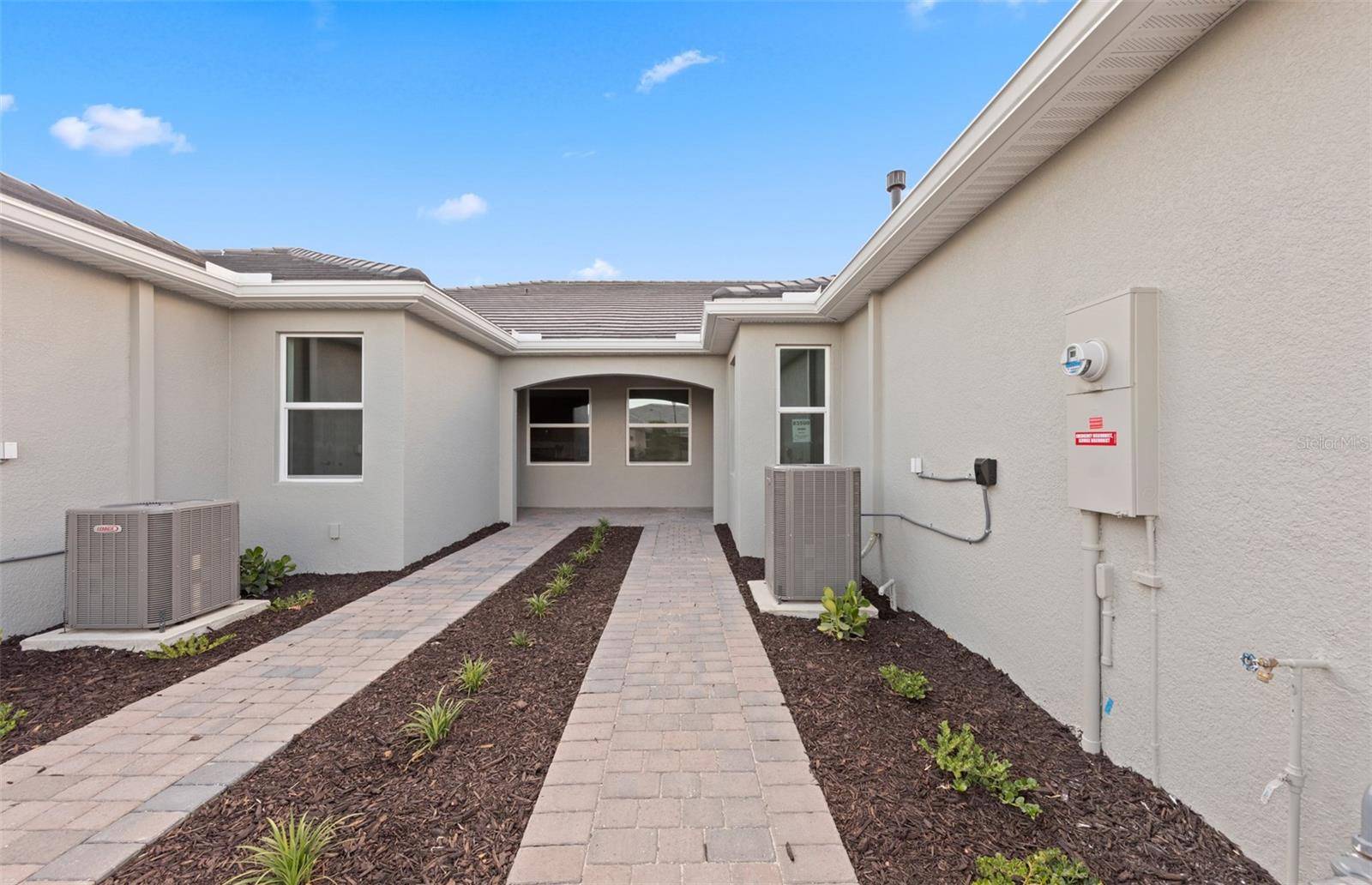 Englewood, FL 34223,27132 CAPRI SHORES CIR