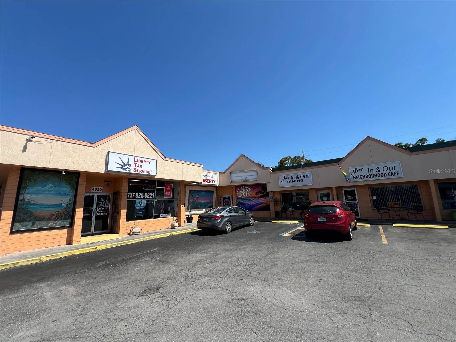 Gulfport, FL 33707,5012 GULFPORT BLVD S