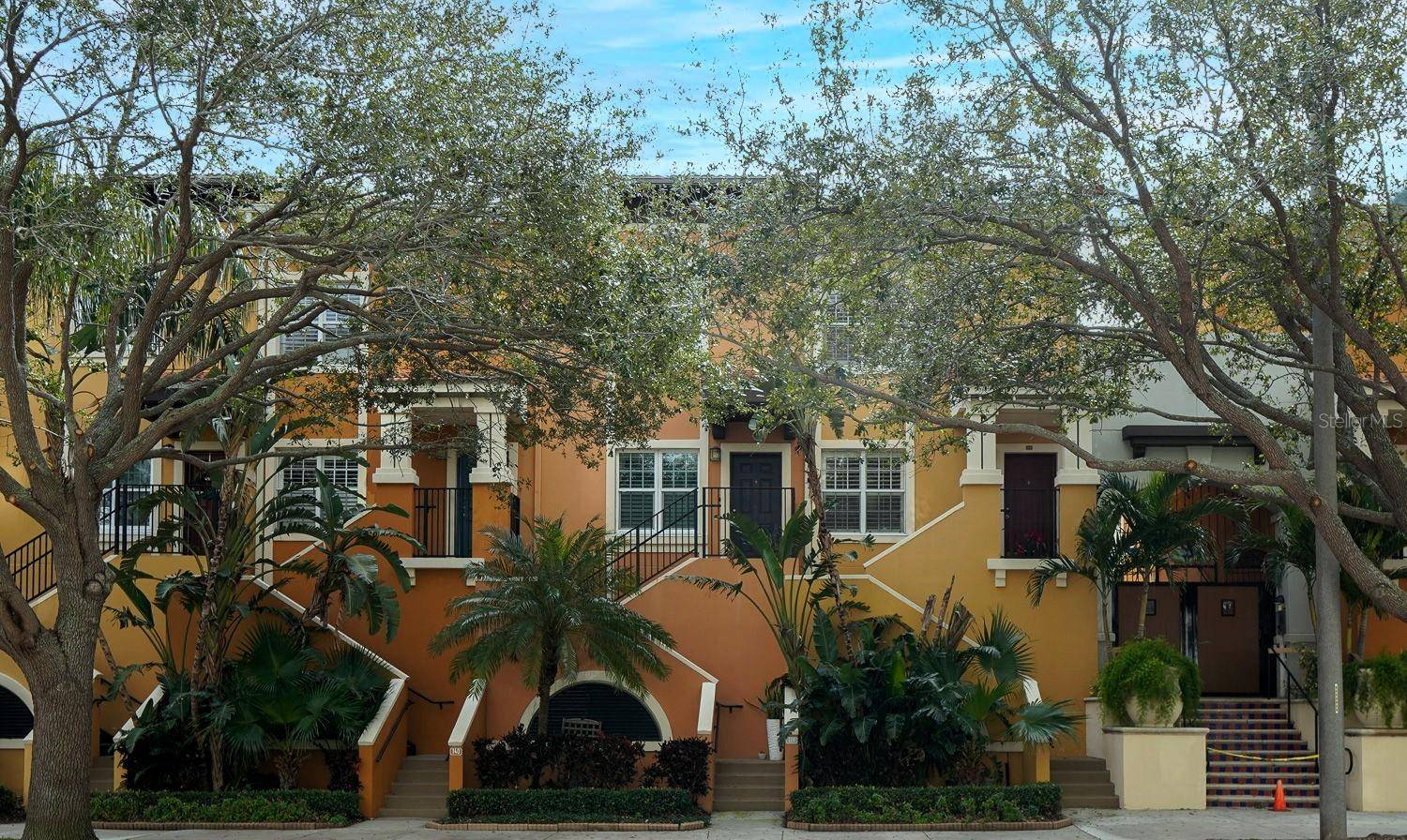 St Petersburg, FL 33701,200 4TH AVE S #139