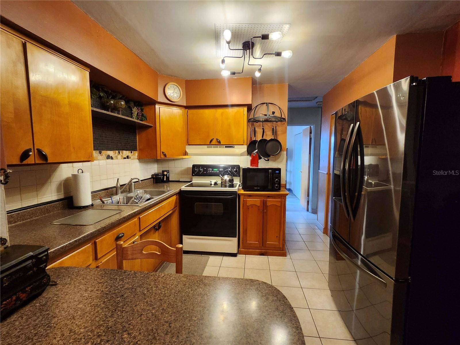 Pinellas Park, FL 33781,5221 82ND AVE N
