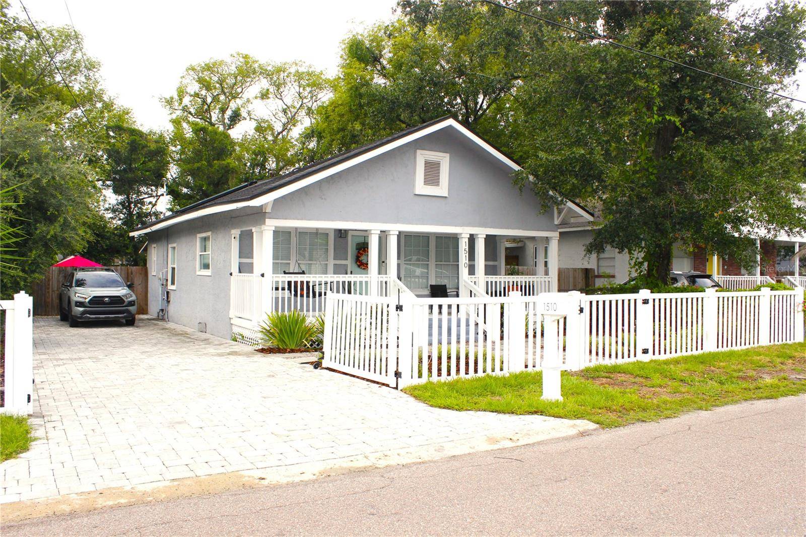 Tampa, FL 33610,1510 MOBILE AVE