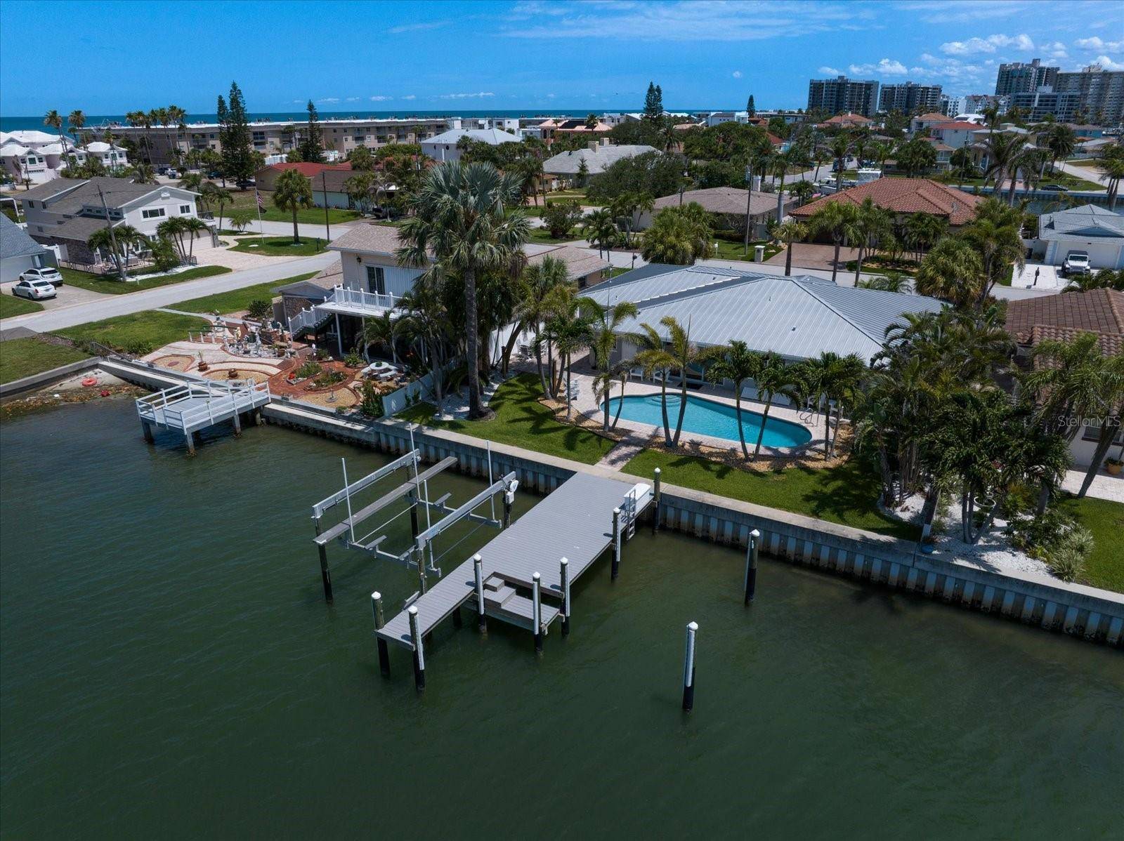 Belleair Beach, FL 33786,202 HOWARD DR