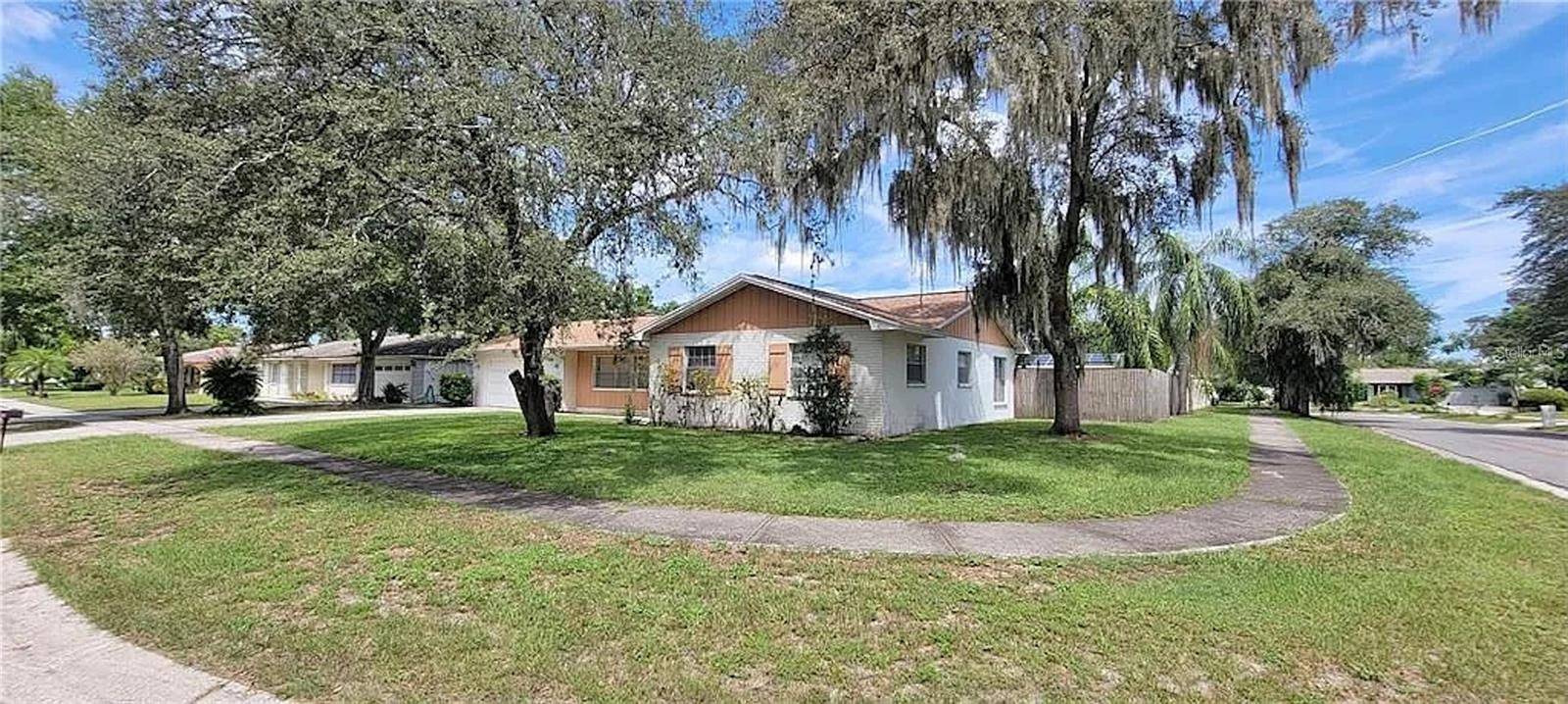 Brandon, FL 33511,420 GREEN ARBOR DR