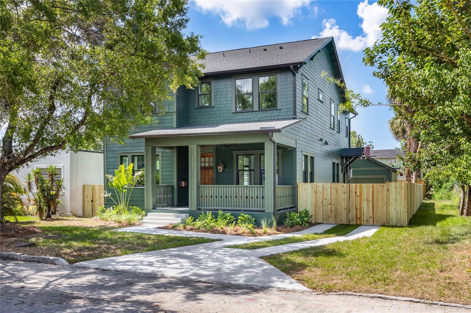Tampa, FL 33604,101 E LAMBRIGHT ST