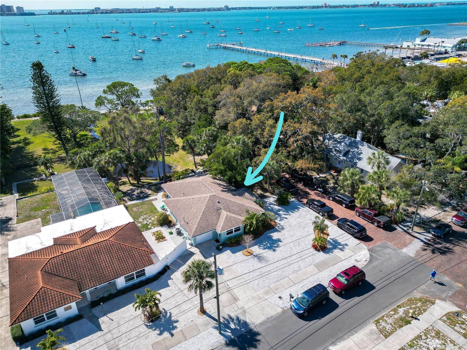 Gulfport, FL 33707,5240 31ST AVE S