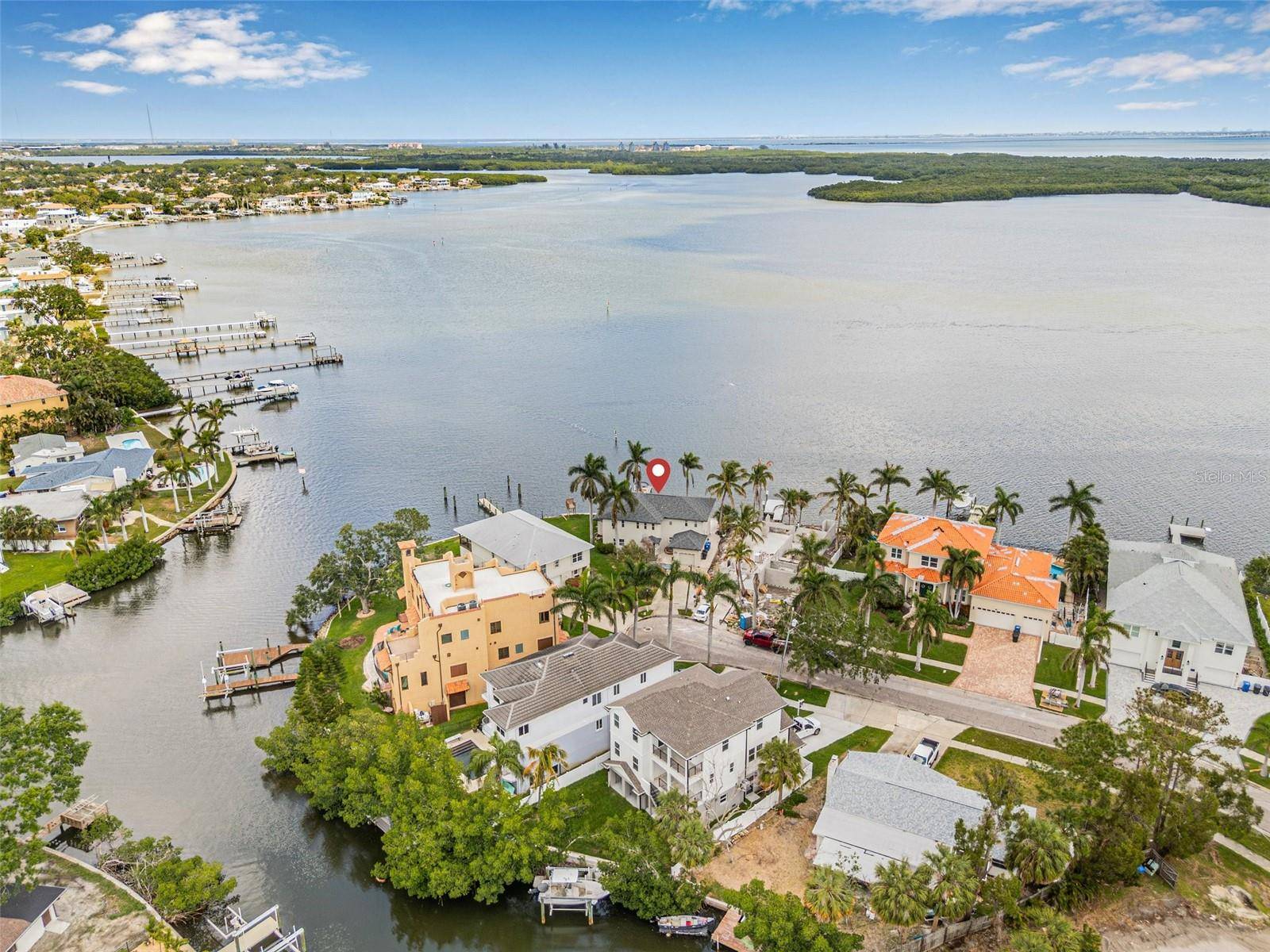 St Petersburg, FL 33703,1819 BAYOU GRANDE BLVD NE
