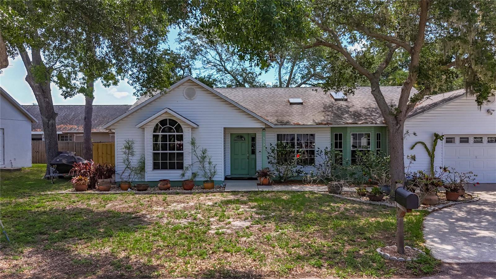 St Petersburg, FL 33709,5323 73RD ST N