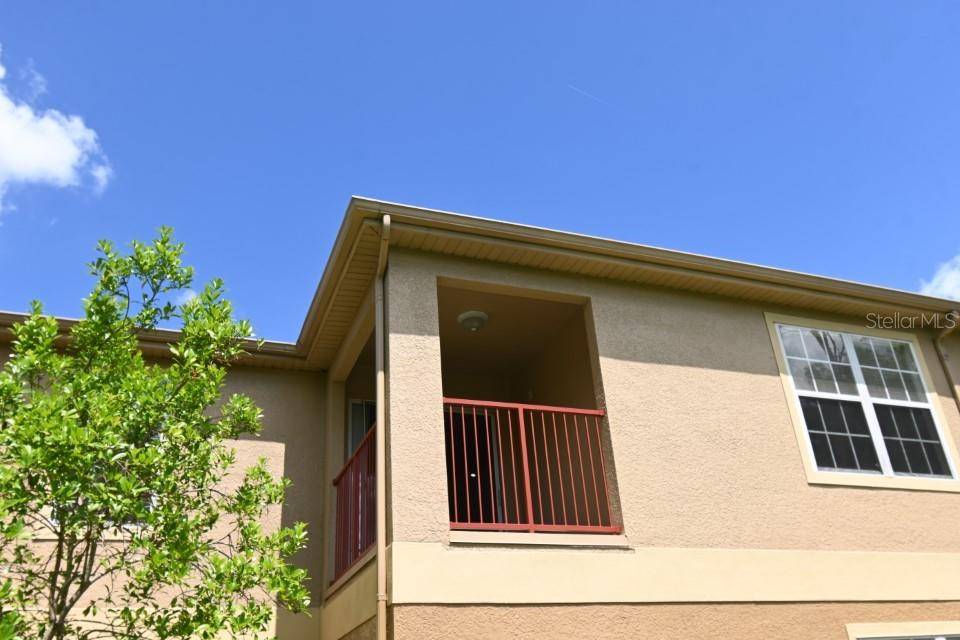 Zephyrhills, FL 33541,5908 BRICKLEBERRY LN #206