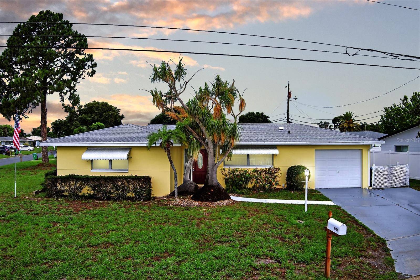 Seminole, FL 33772,9120 108TH ST