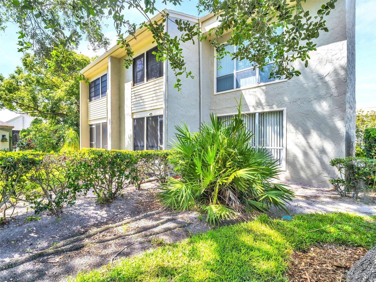 Tarpon Springs, FL 34689,401 WINDRUSH BAY DR
