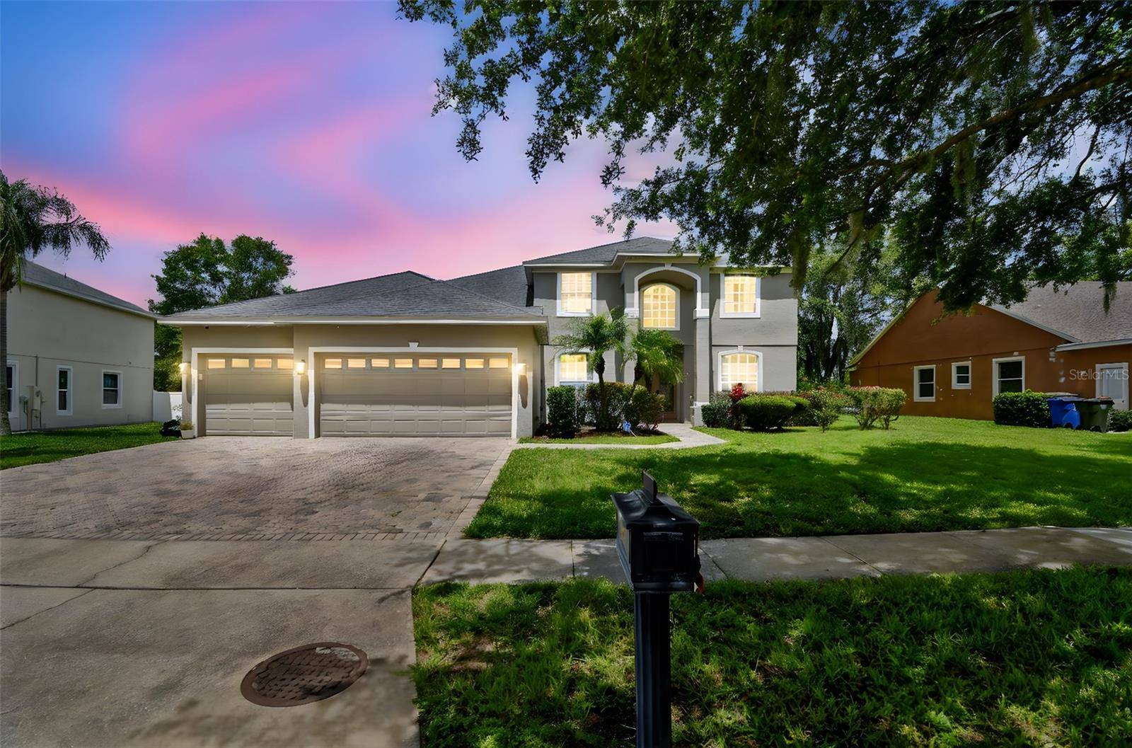 Ocoee, FL 34761,297 BEACON POINTE DR