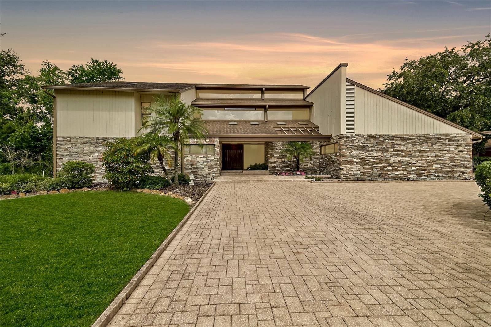 Plant City, FL 33566,2103 N GOLFVIEW DR