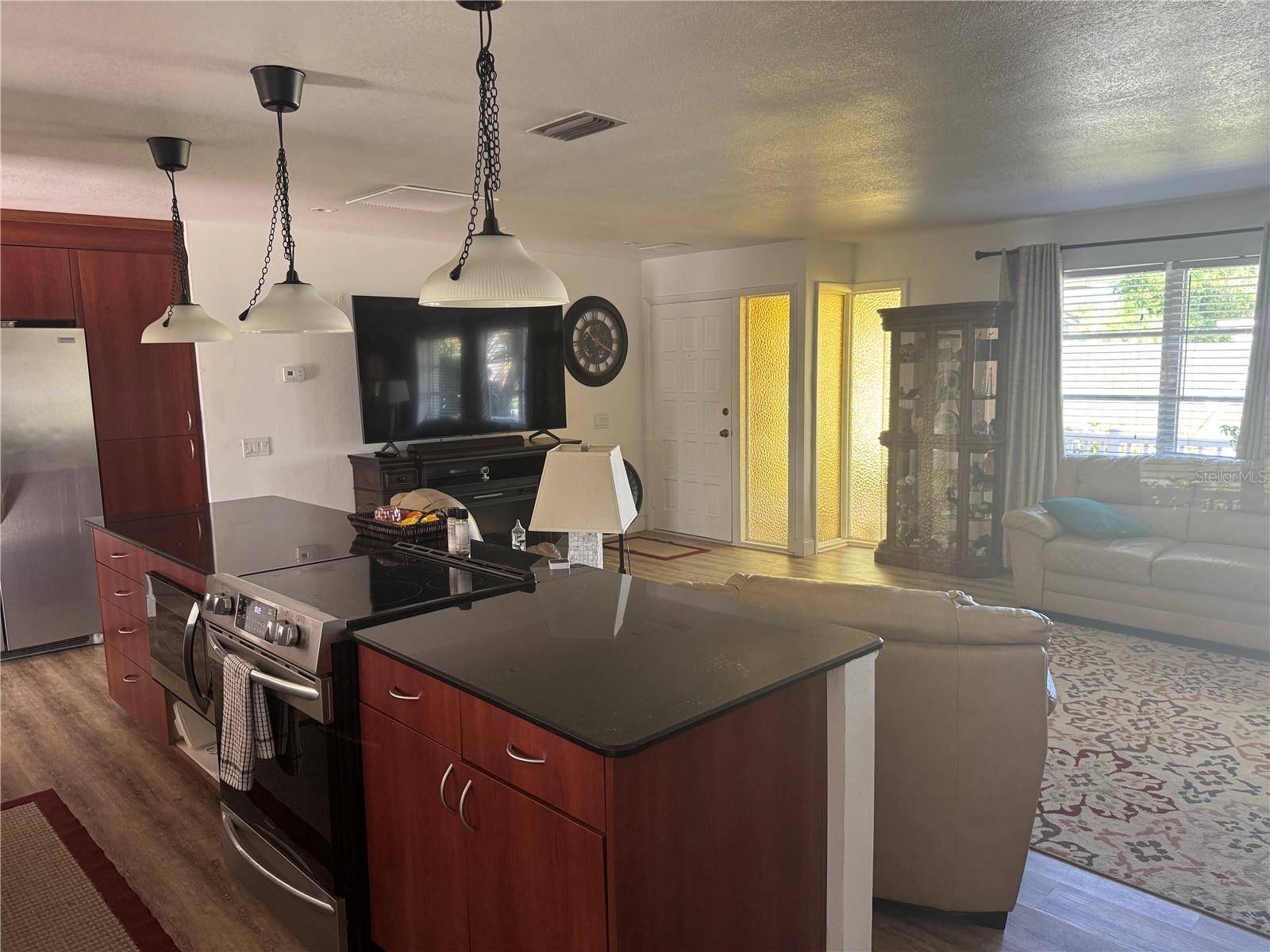 Seminole, FL 33776,10185 SANTIAGO CT
