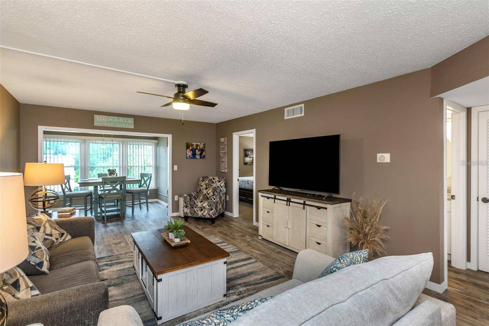 Dunedin, FL 34698,940 VIRGINIA ST #303