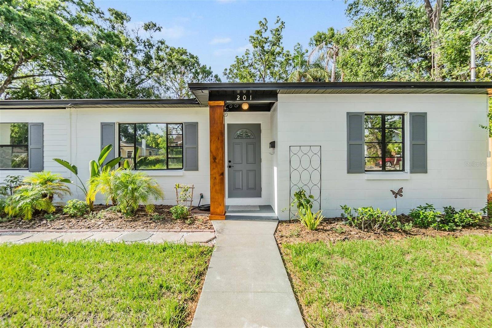 Tampa, FL 33603,201 W ALVA ST