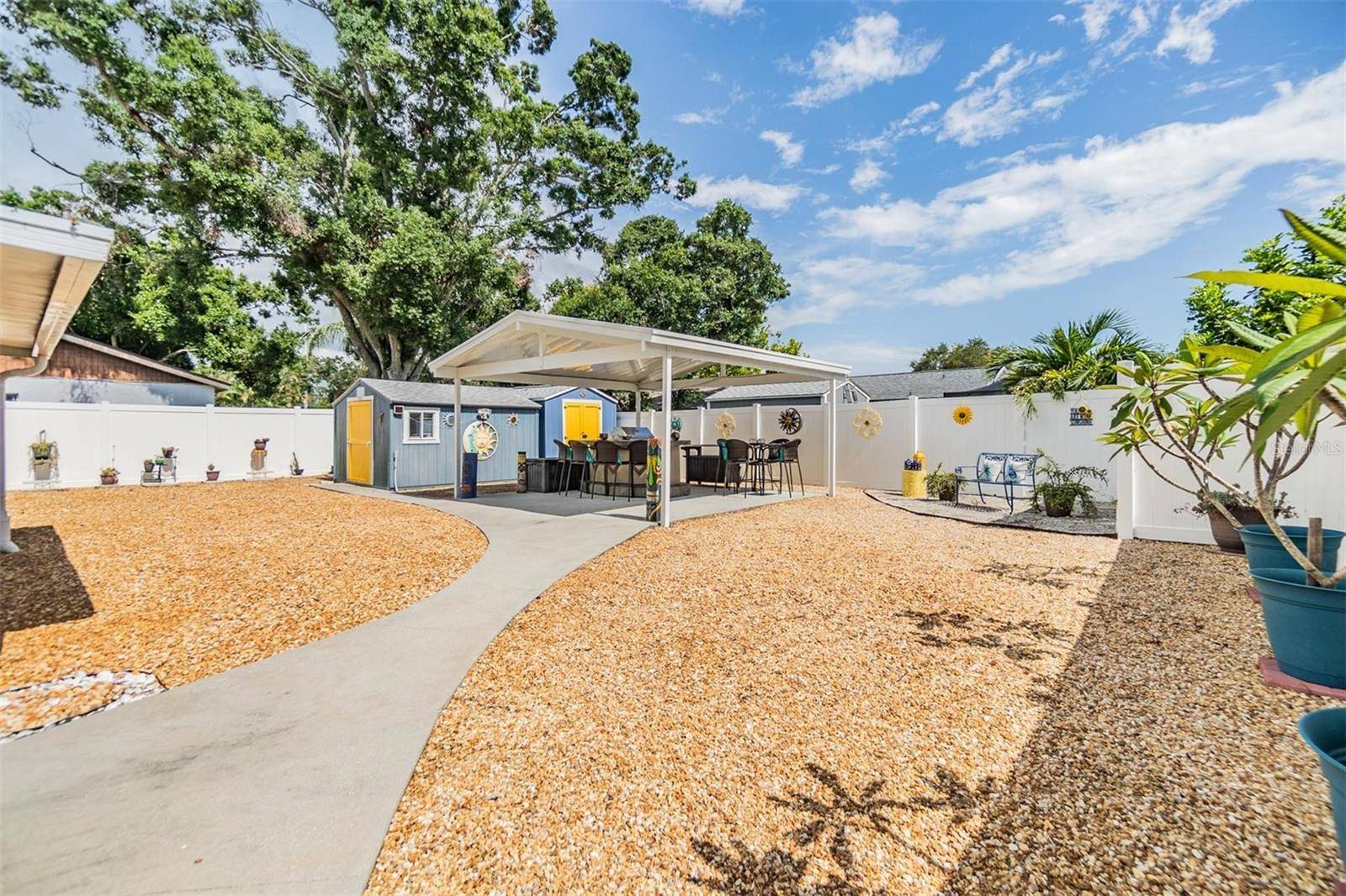 Seminole, FL 33777,9056 108TH AVE