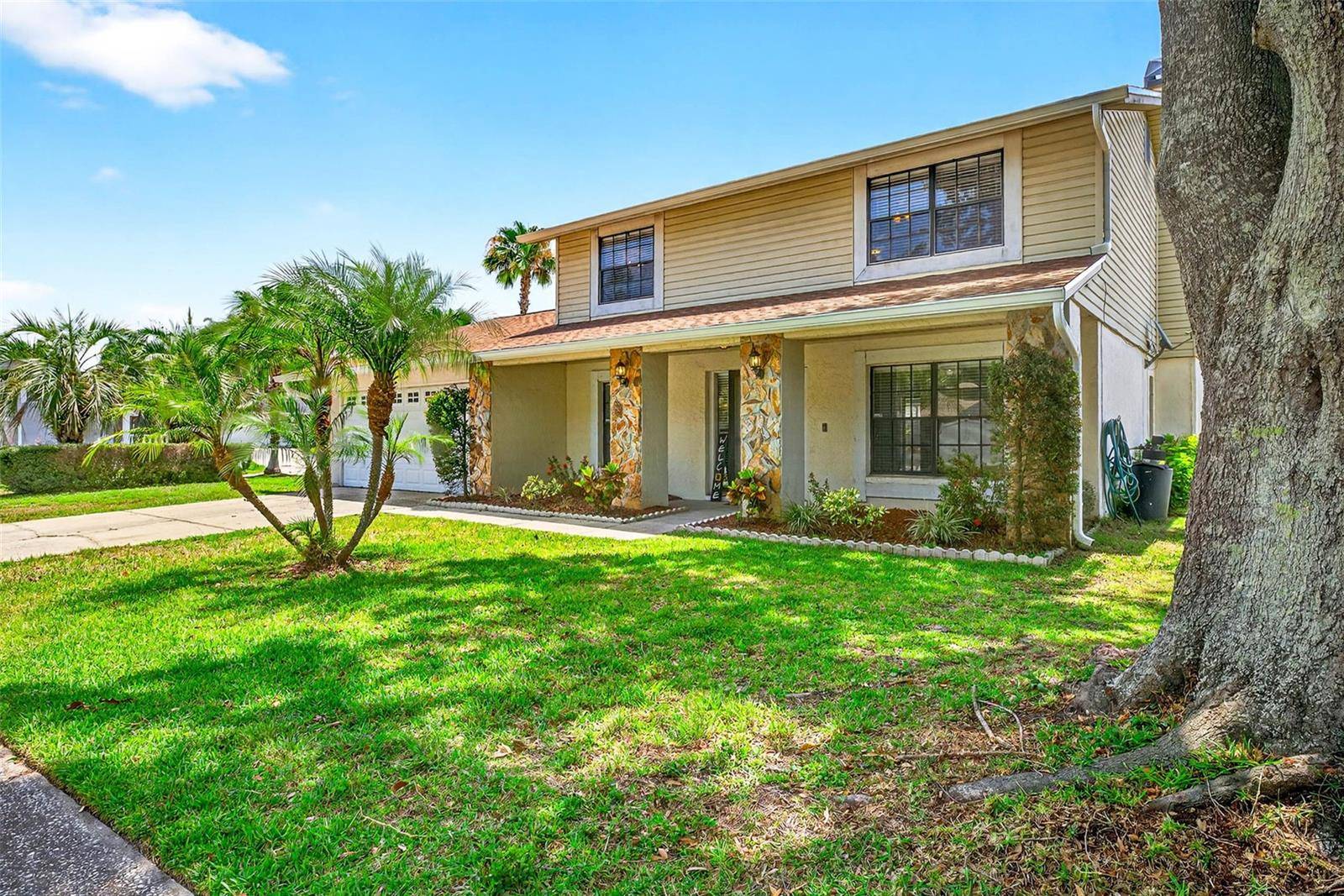 Tampa, FL 33624,15925 MARSHFIELD DR