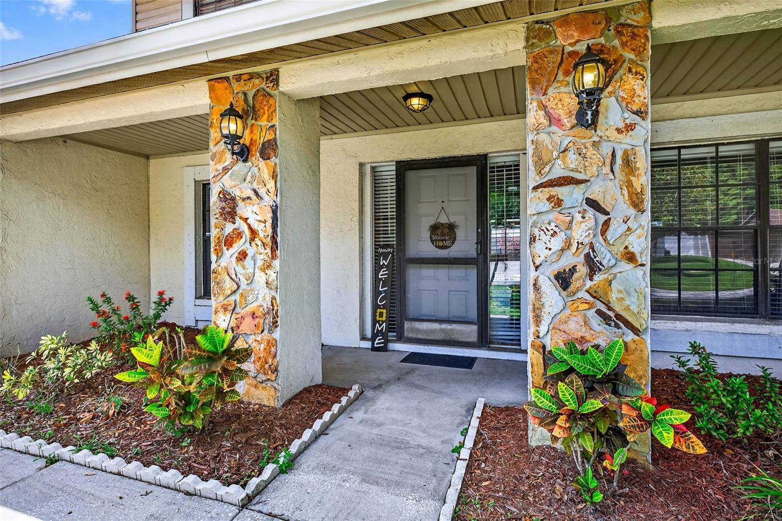 Tampa, FL 33624,15925 MARSHFIELD DR