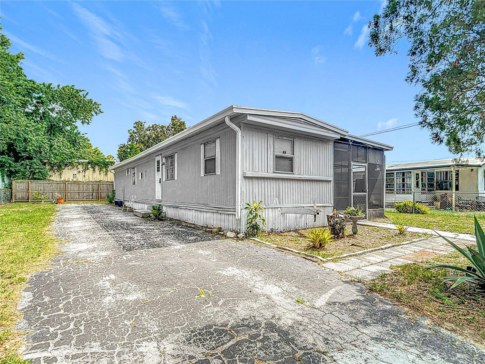 New Port Richey, FL 34653,6526 CHAR LN
