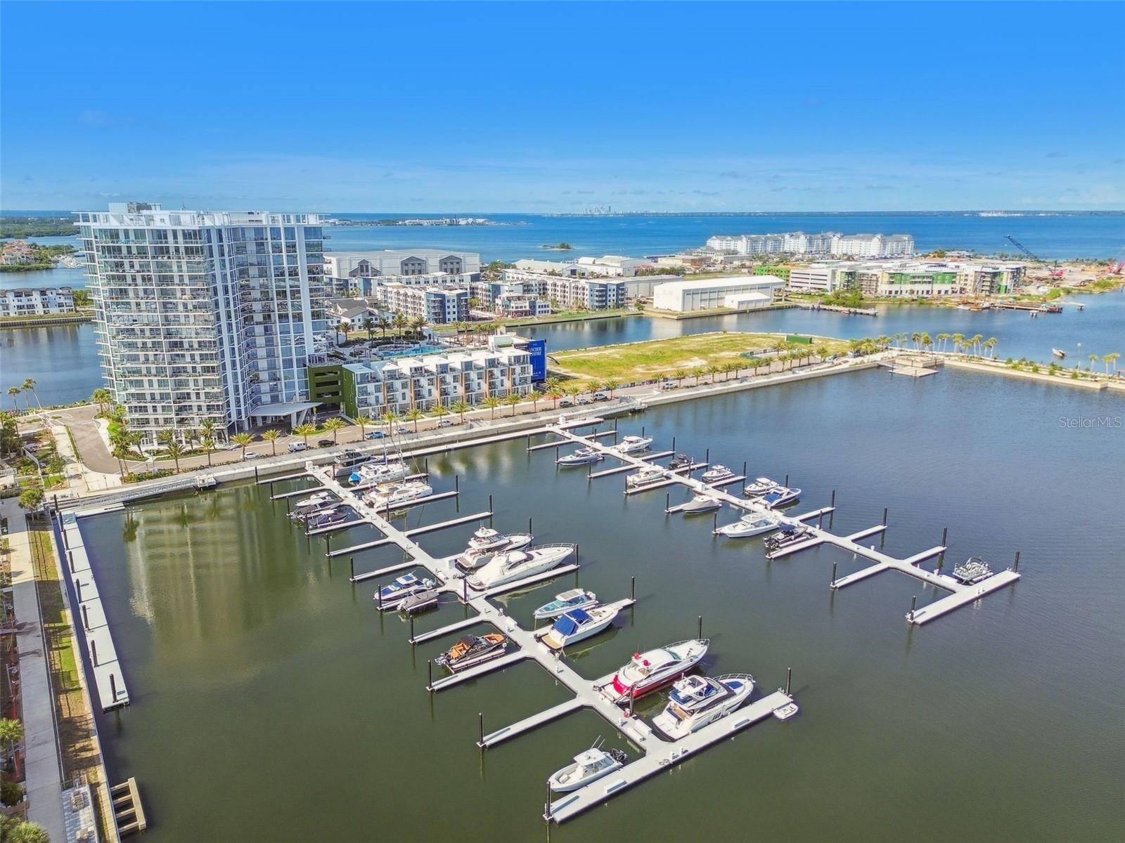 Tampa, FL 33611,5120 MARINA WAY #15005