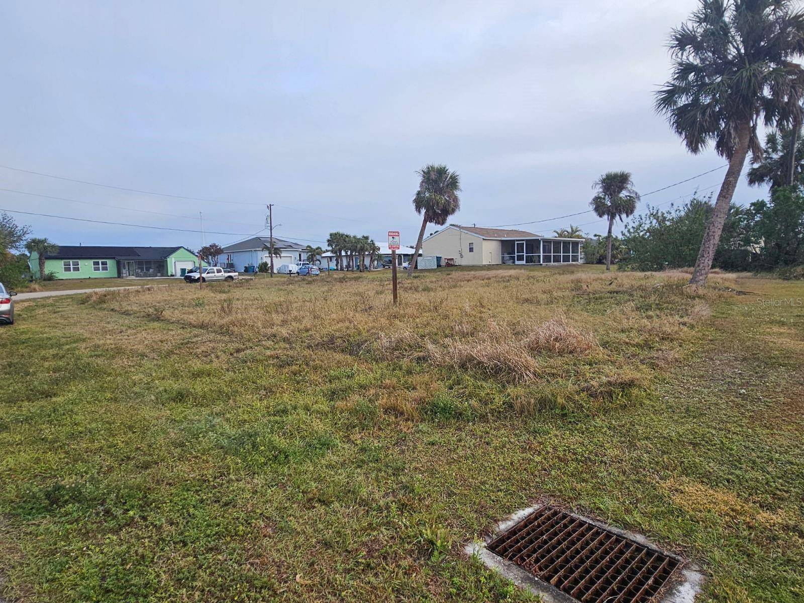 Port Charlotte, FL 33948,18599 ASHCROFT CIR