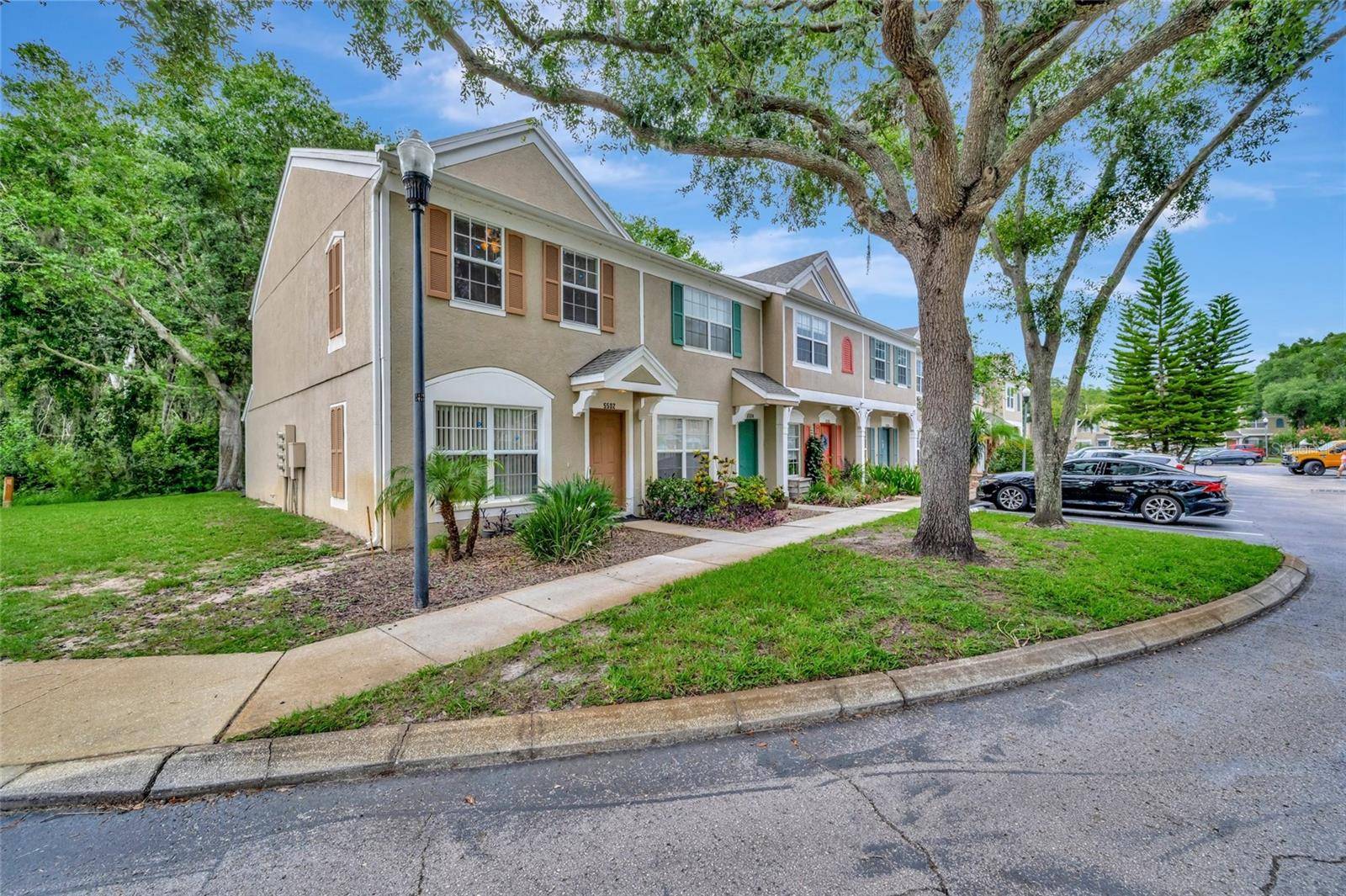 Tampa, FL 33624,5502 CARROLLWOOD KEY DR