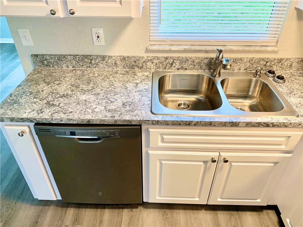 Holiday, FL 34690,4627 ABDELLA LN