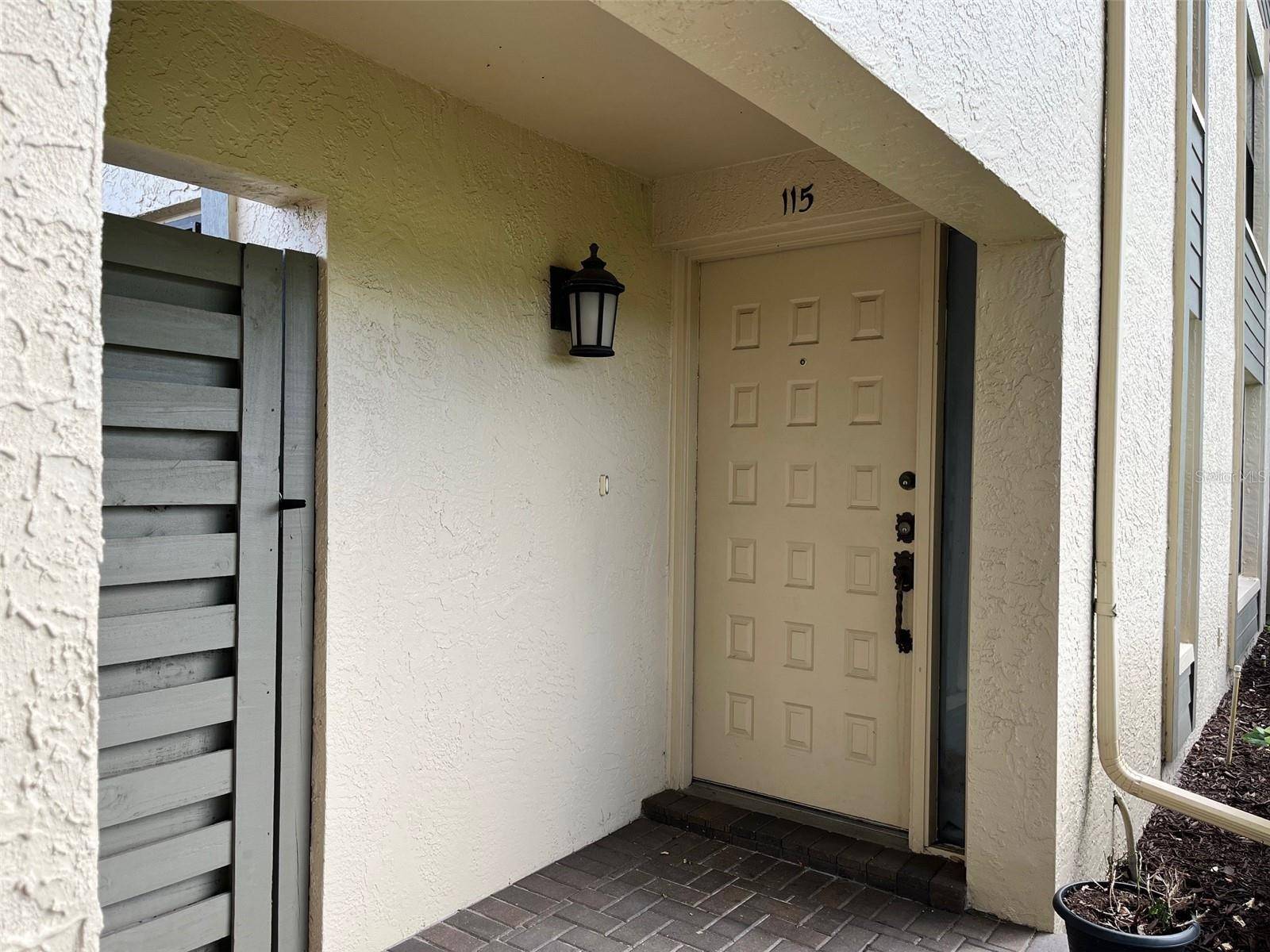 Clearwater, FL 33761,3151 LANDMARK DR #115