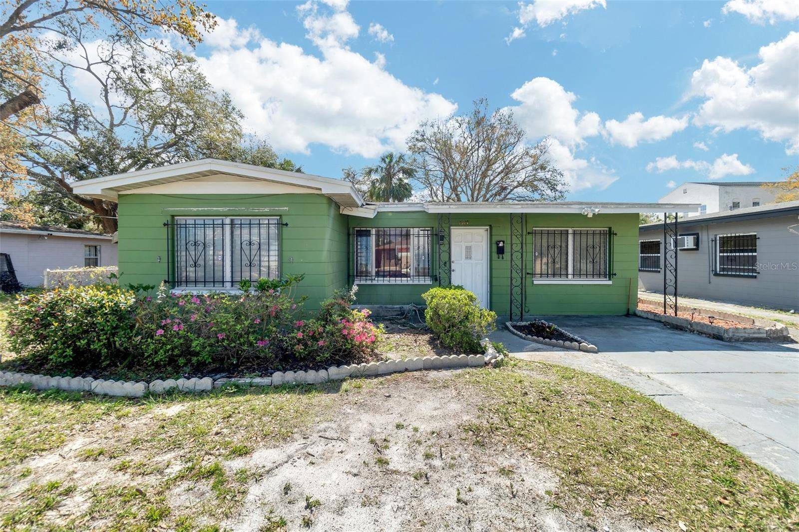Tampa, FL 33607,1914 W WALNUT ST