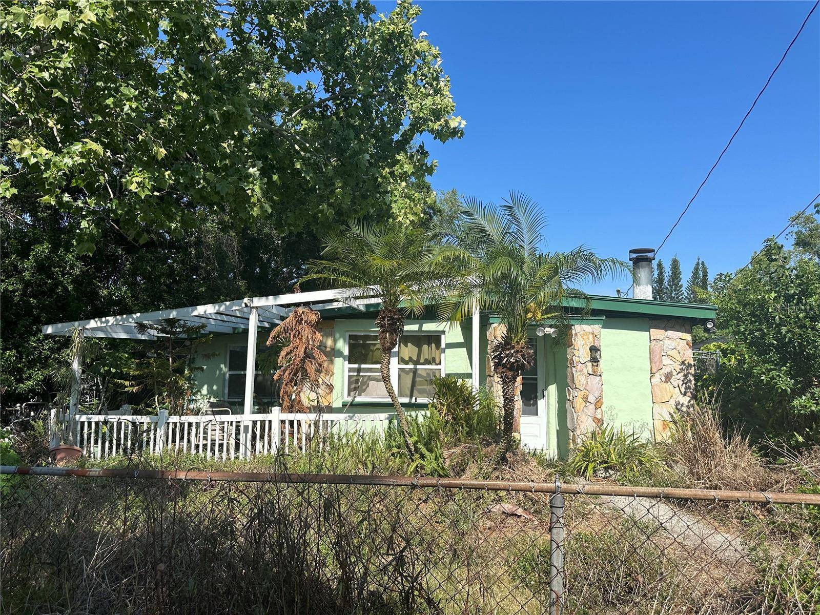 St Petersburg, FL 33714,5853 39TH ST N