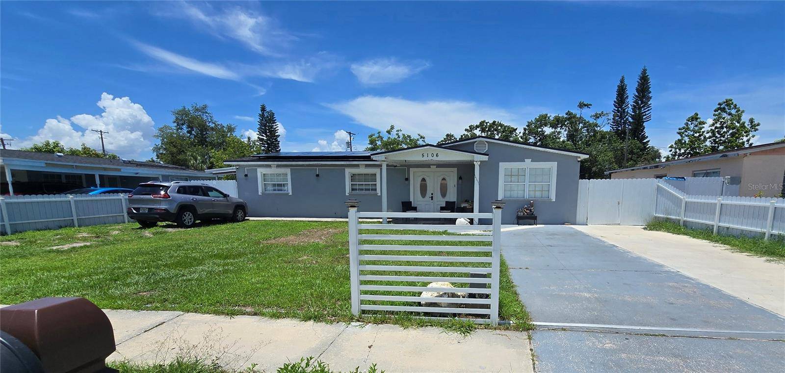 Tampa, FL 33615,5106 TOWN N COUNTRY BLVD