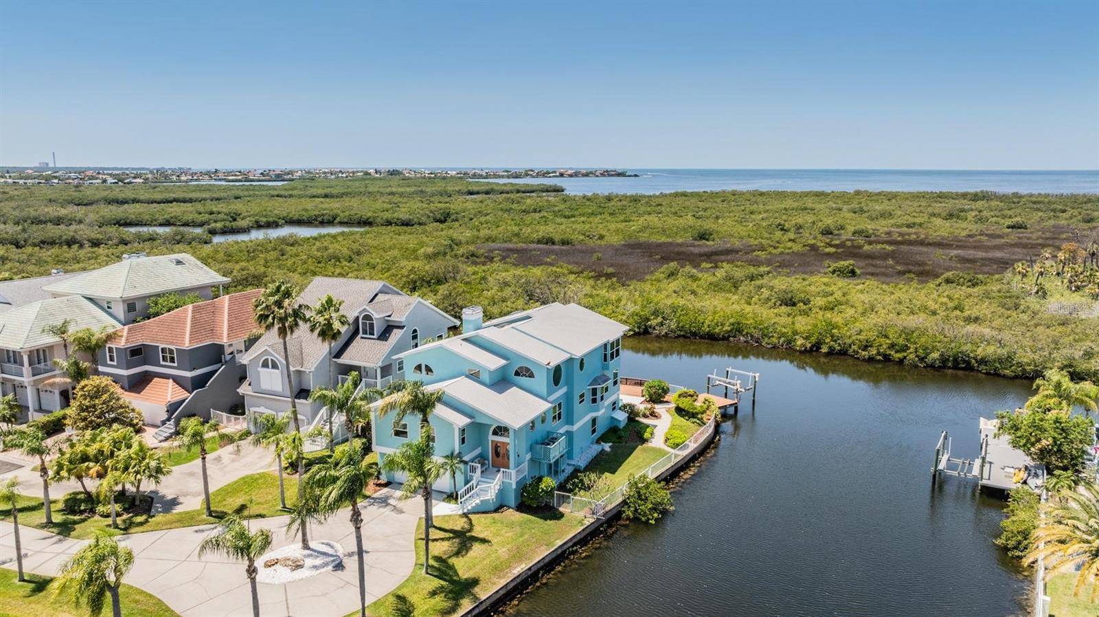 New Port Richey, FL 34652,6186 SEASIDE DR