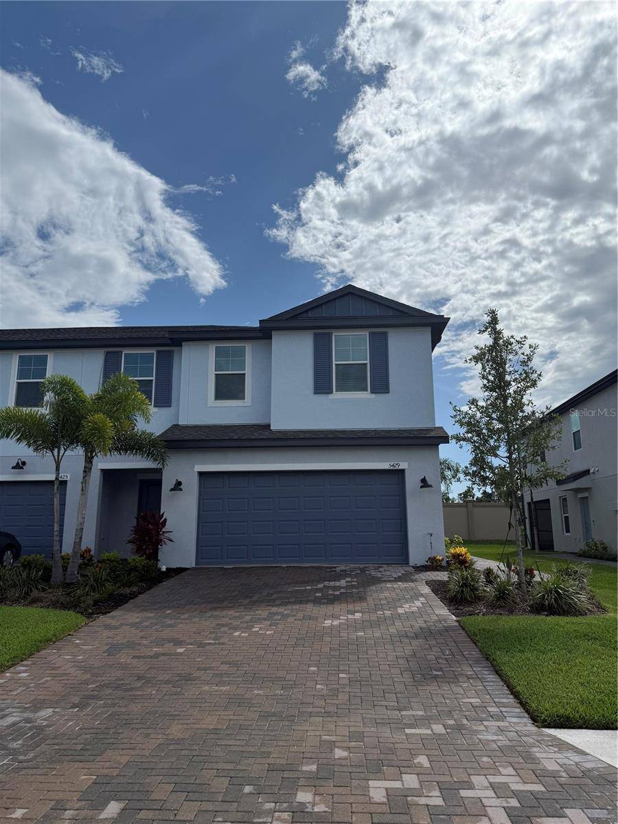 Palmetto, FL 34221,5429 TRIPOLI DR