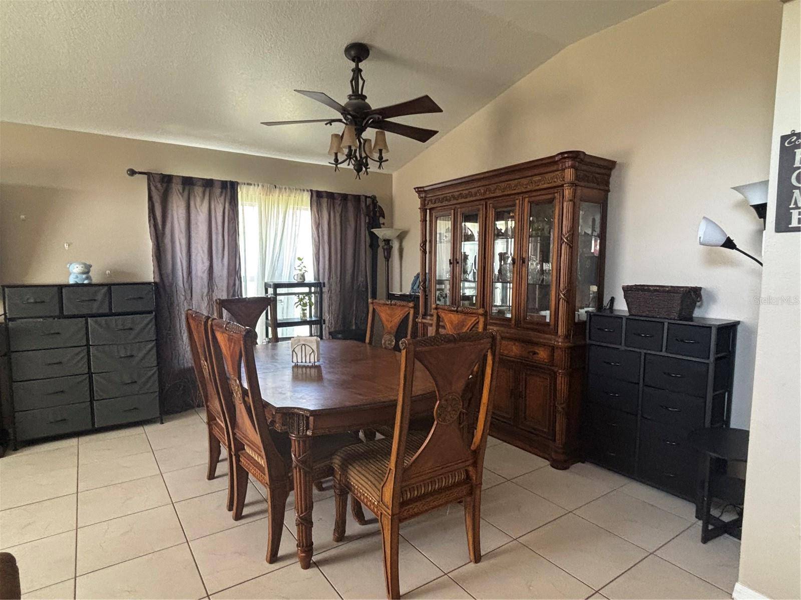 Valrico, FL 33594,4436 HORSESHOE PICK LN
