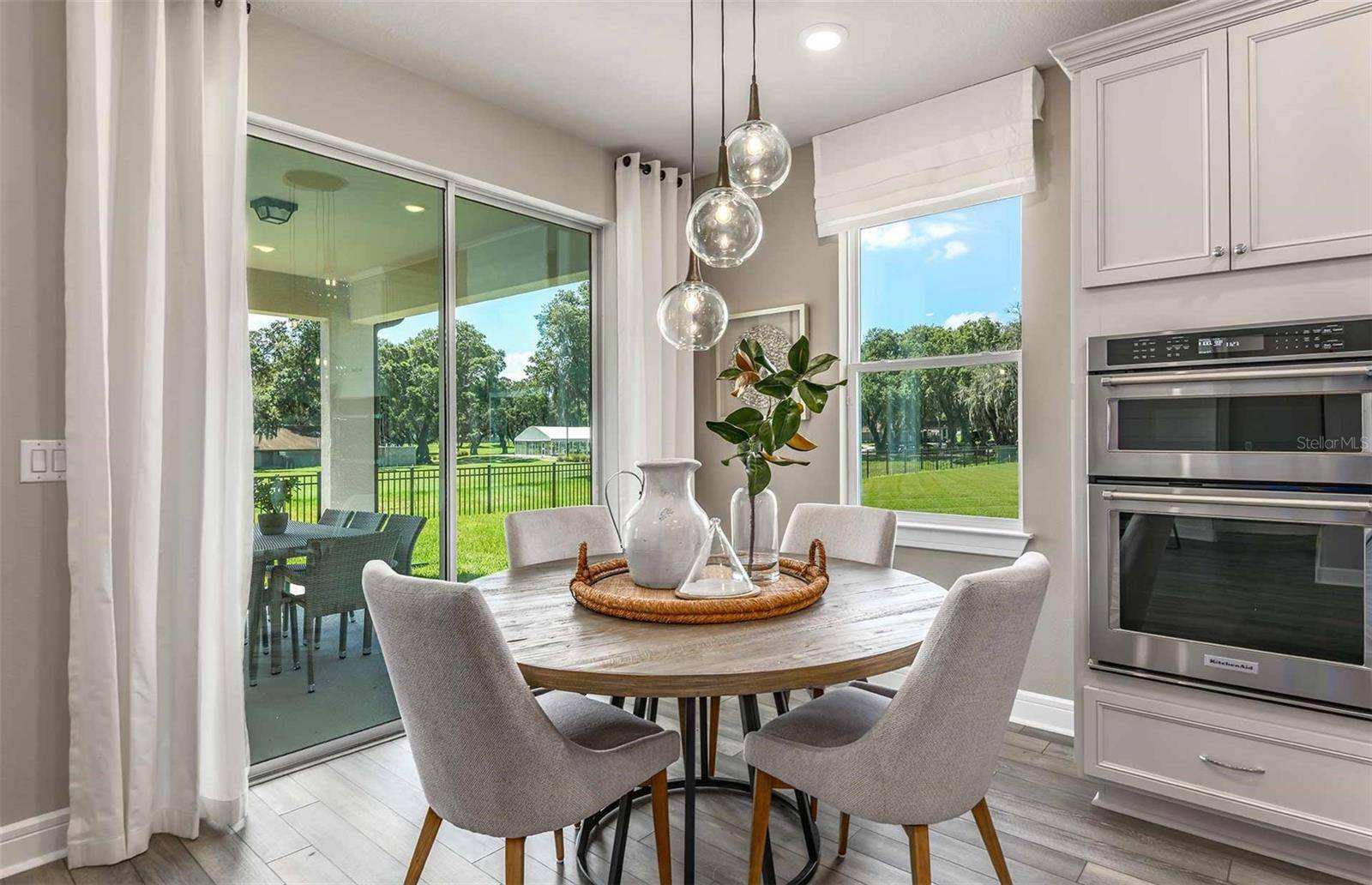 Thonotosassa, FL 33592,9728 REDWOOD HEIGHTS LOOP